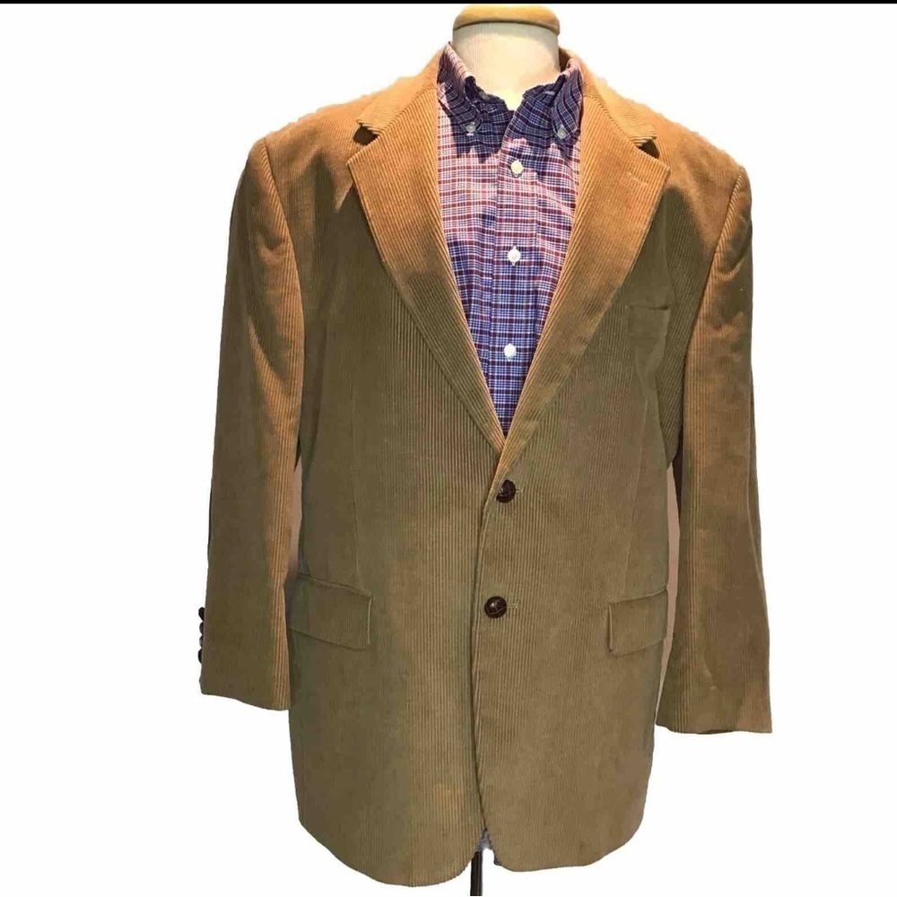 Roundtree & Yorke Camel Corduroy Jacket / Elbow Patches / Leather Buttons 44R